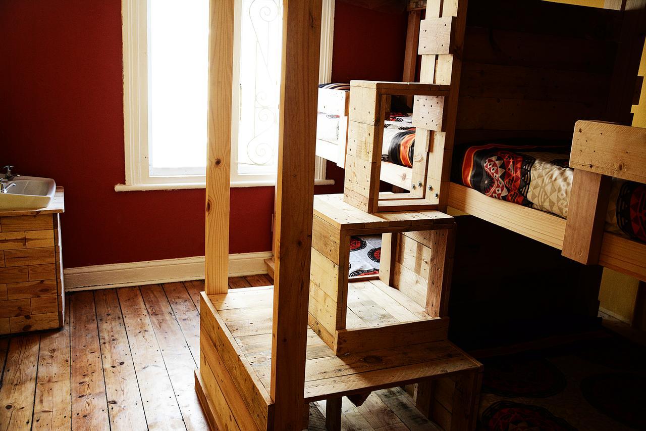 Urban Hive Backpackers Hostel Cape Town Bagian luar foto