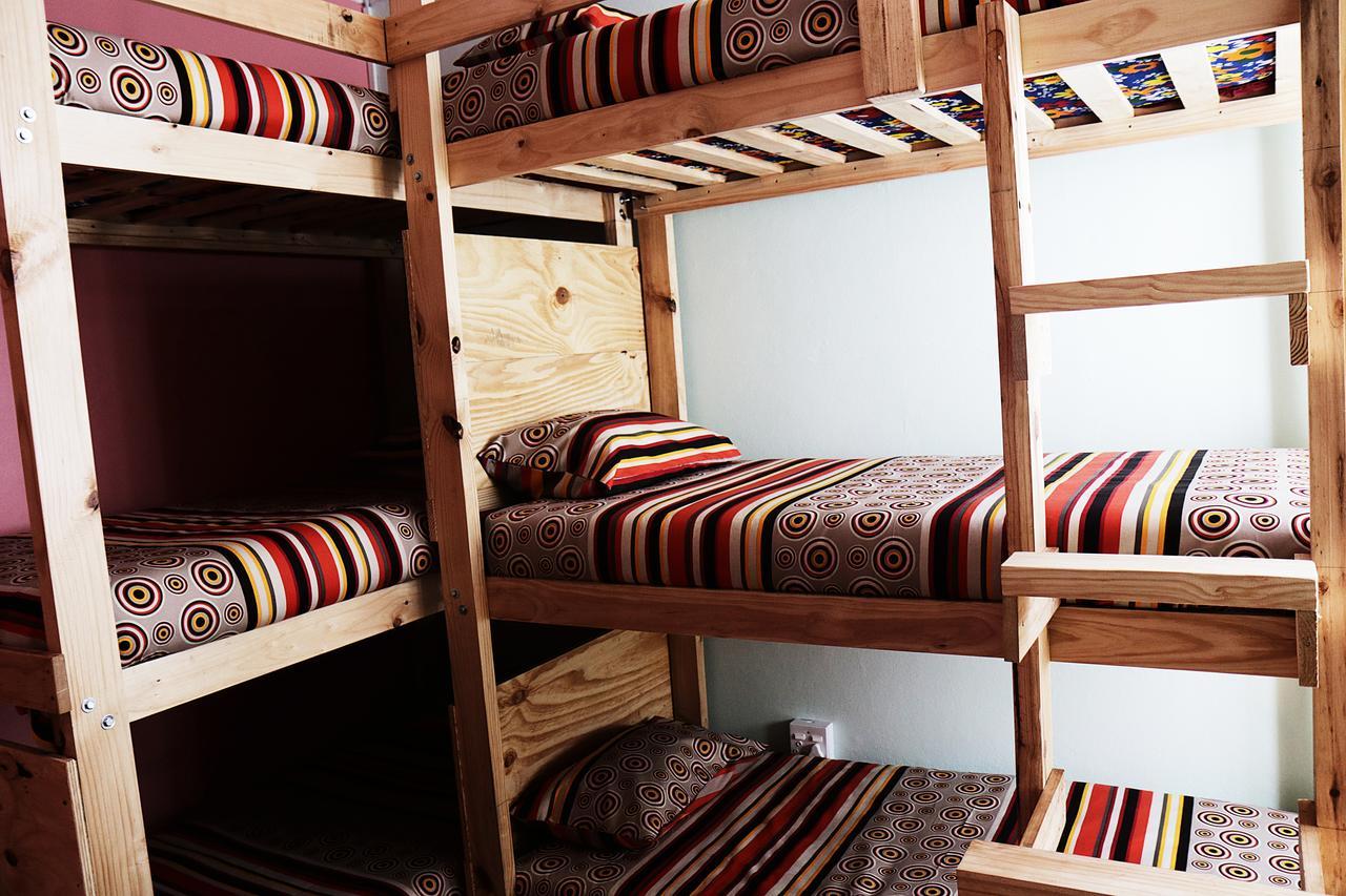 Urban Hive Backpackers Hostel Cape Town Bagian luar foto
