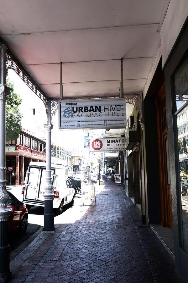 Urban Hive Backpackers Hostel Cape Town Bagian luar foto