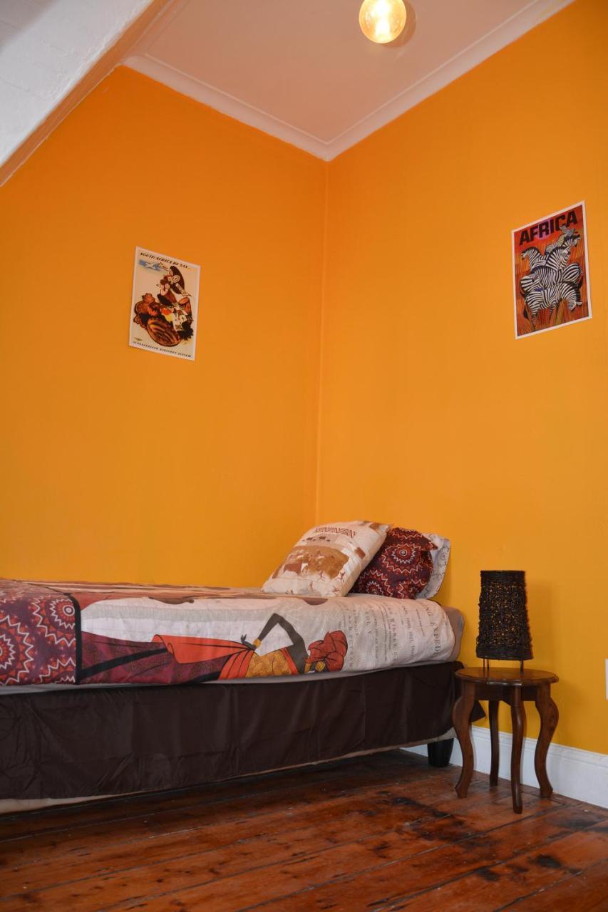 Urban Hive Backpackers Hostel Cape Town Bagian luar foto